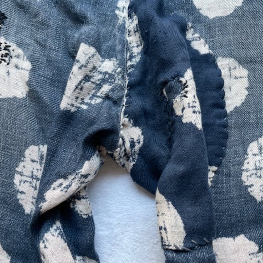 Magnolia Pearl Navy Blue Linen Polka Dot Button-Front Pants - Picture 15 of 15